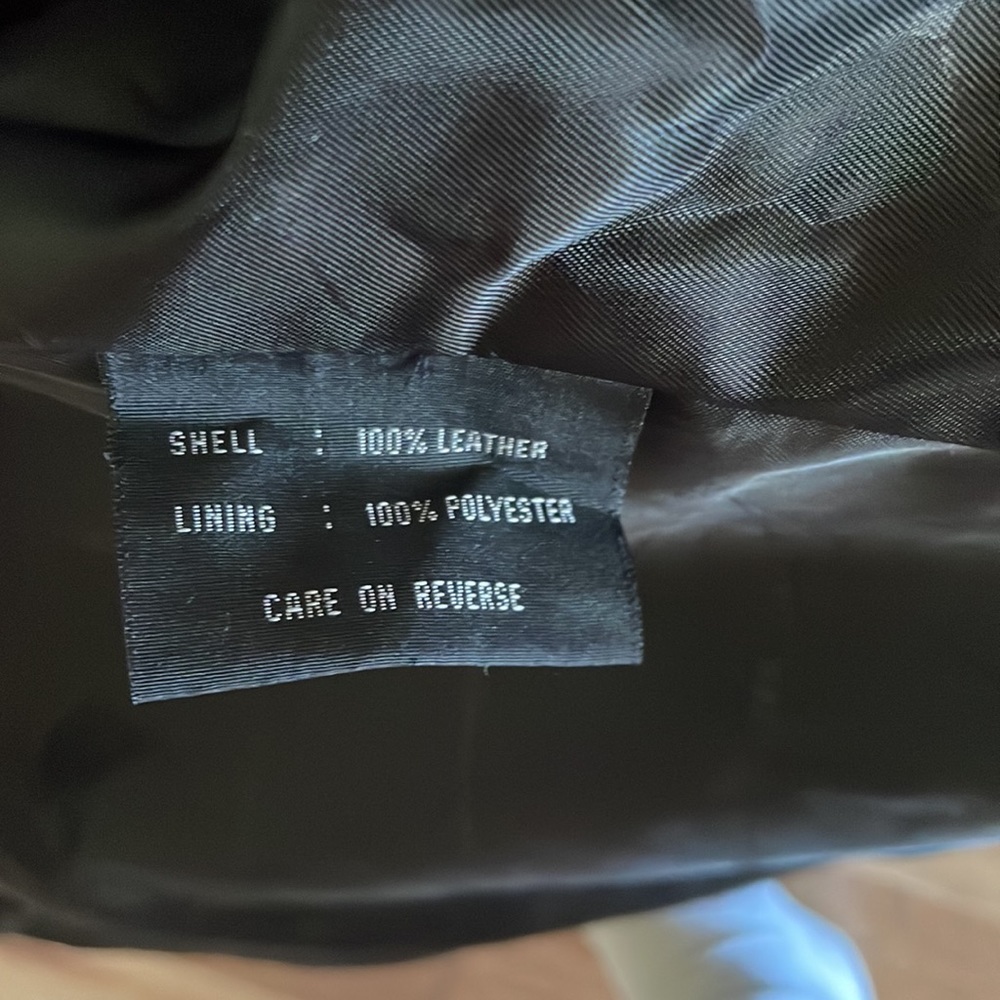 Colebrook Essentials ZipUp Leather Jacket Gem